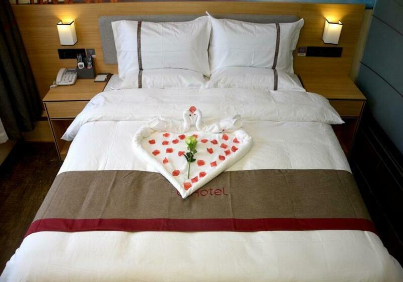 Thank Inn Chain Hotel Aksu Juche Tianwu Plaza