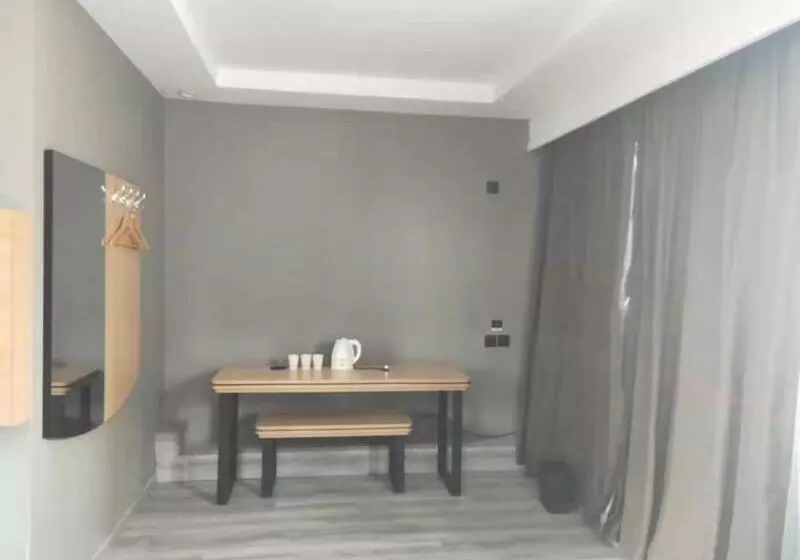 Jun Hotels Dezhou Decheng District Hubin South Avenue Wanda Plaza
