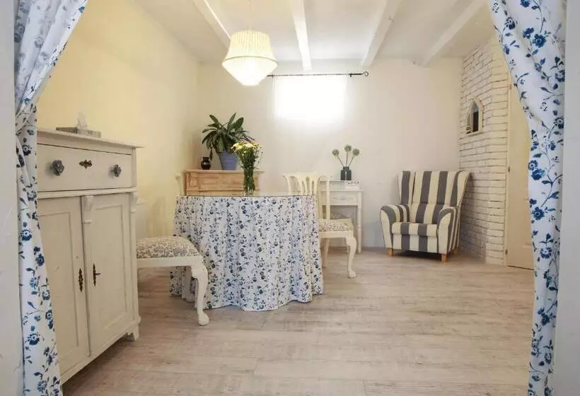 Majatalo Karolina Vendégház