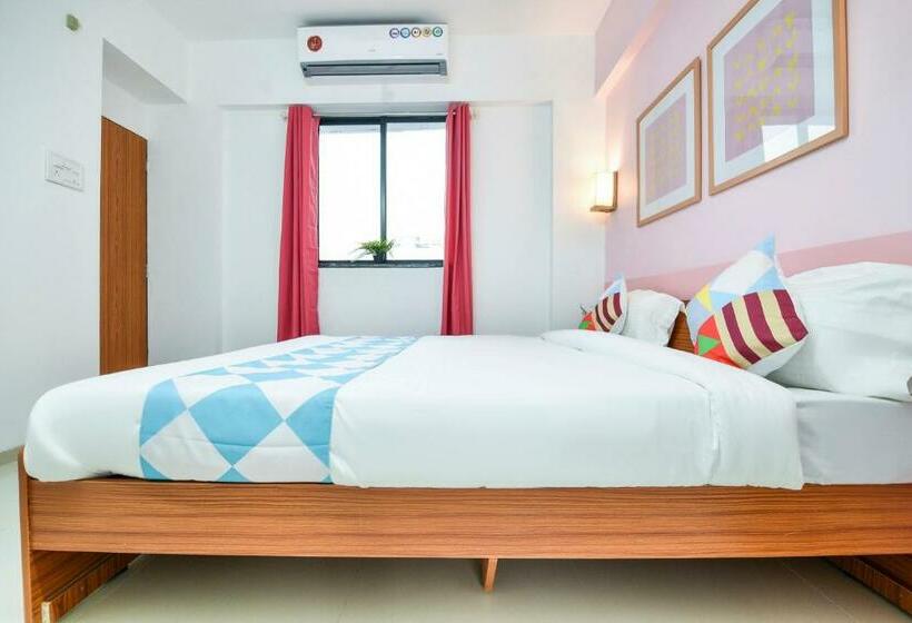 پانسیون Oyo Home 60123 Designer Stay Pan Club Road Baner