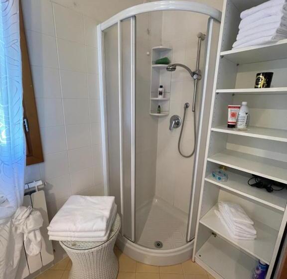 צימר Pool & Garden Villa Lelia