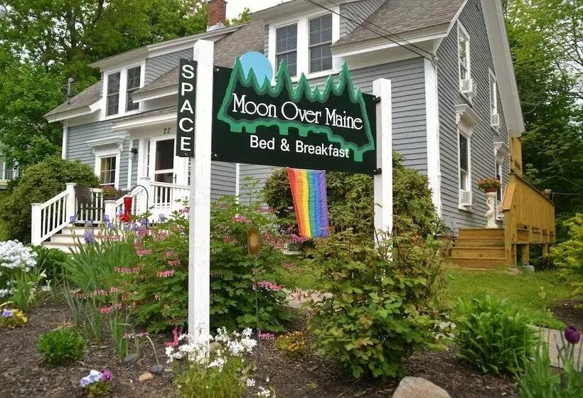 ベッドアンドブレックファースト Moon Over Maine