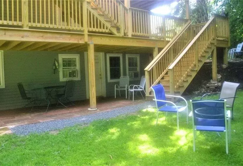 ベッドアンドブレックファースト Moon Over Maine