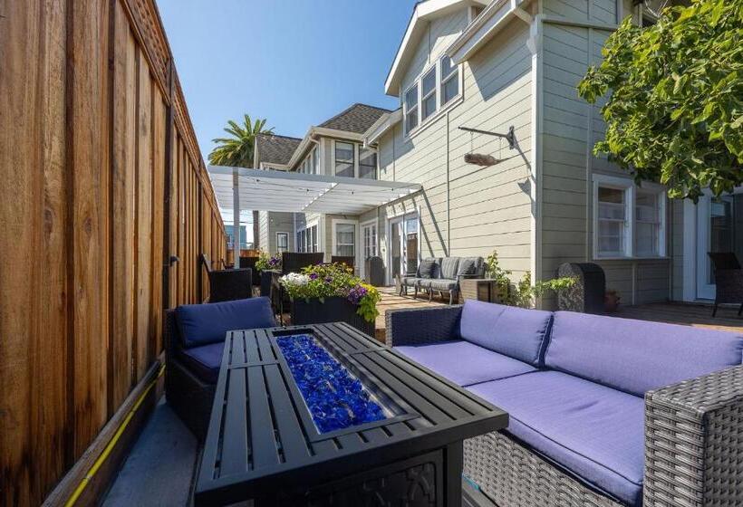 צימר Nantucket Whale Inn, Half Moon Bay