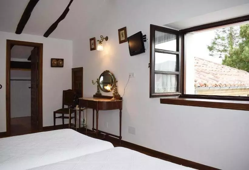 Hotelli Habitaciones Casona De Linares