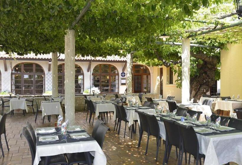 בית מלון כפרי Restaurant Les Stalagmites