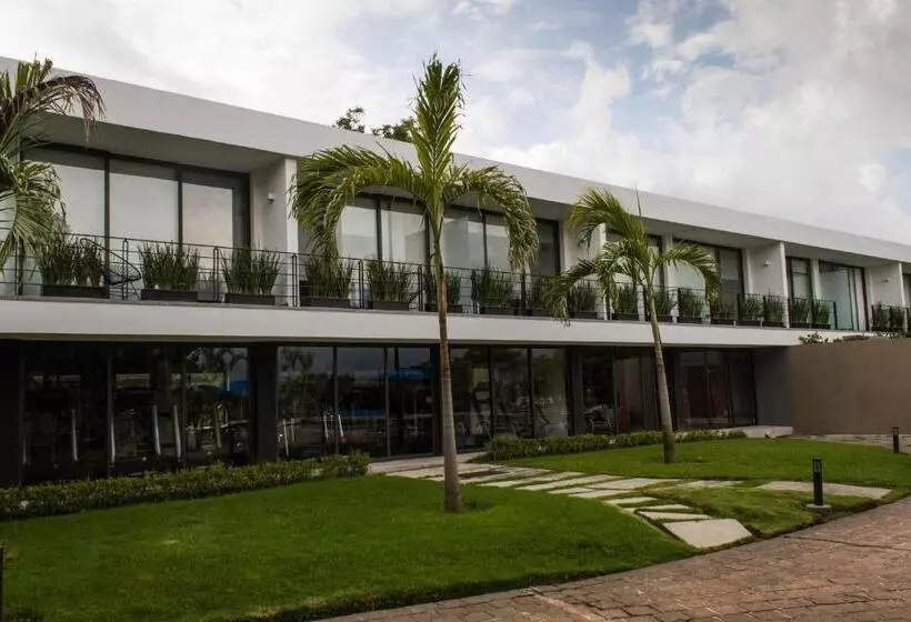 Villa Internacional Hotel & Club