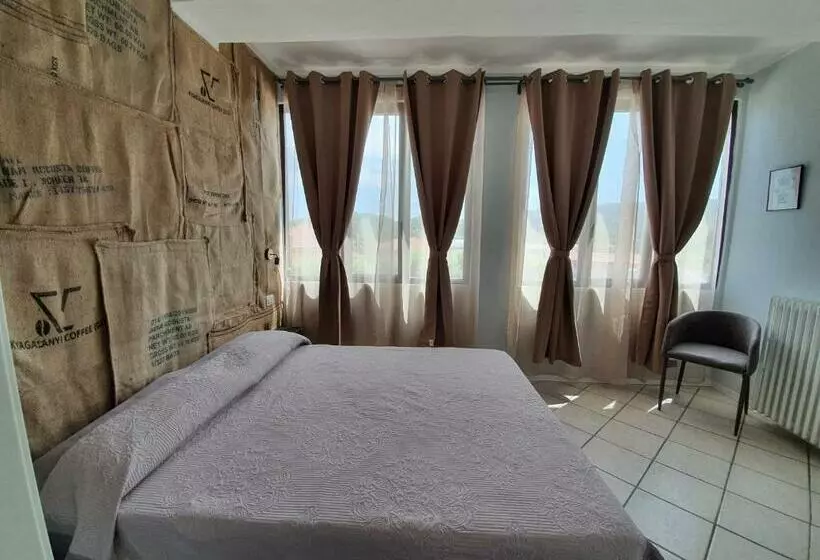 ペンション 1928 Guest House