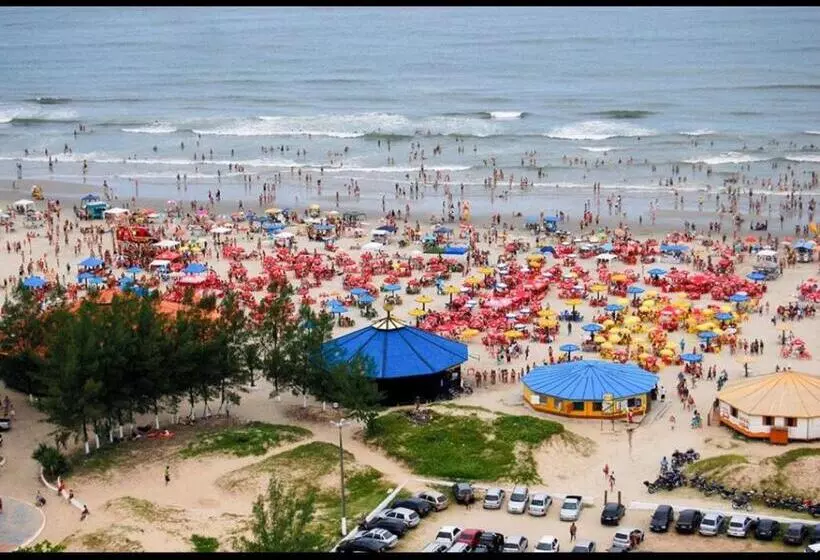 ペンション Apartamentos Praiamar