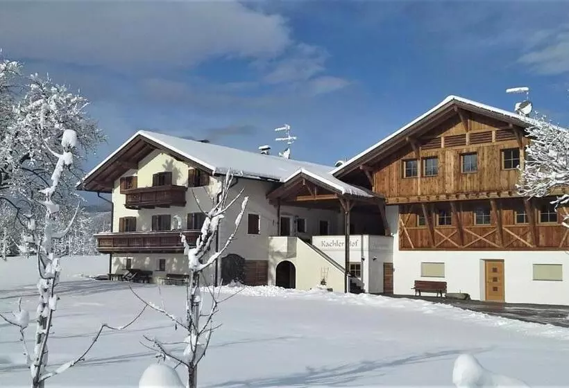 Hotelli Kachlerhof
