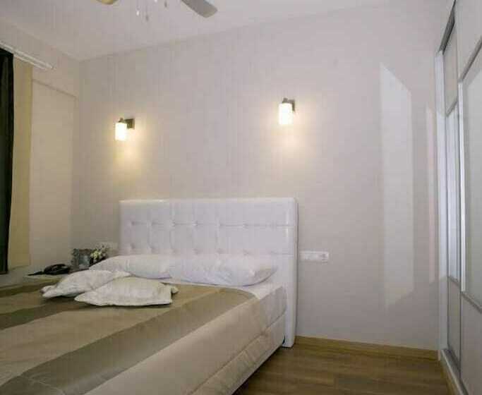 Kondo Suites & Residence