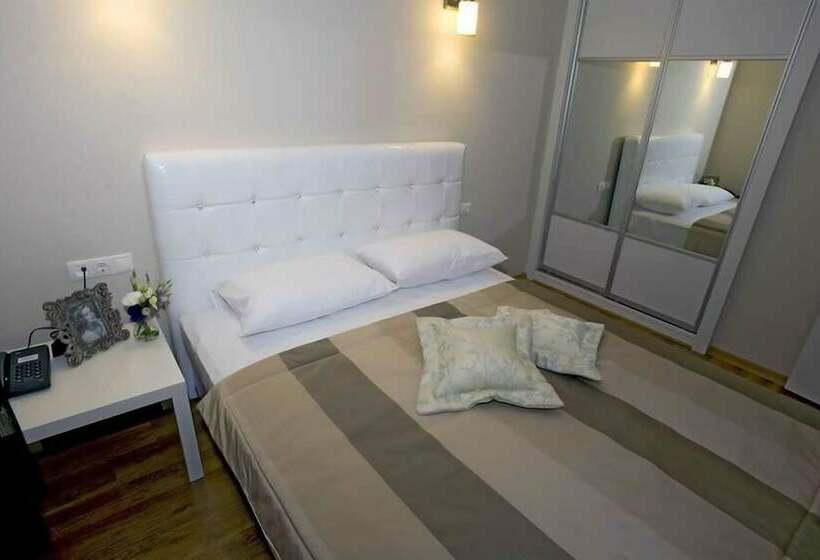 Kondo Suites & Residence