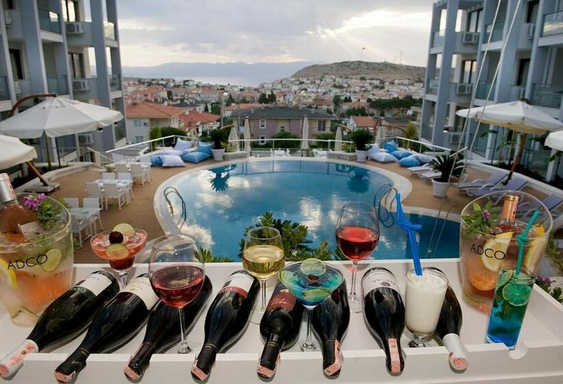 Kondo Suites & Residence