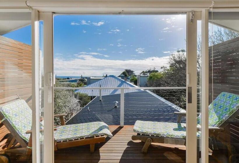 بنسيون By The Seaside