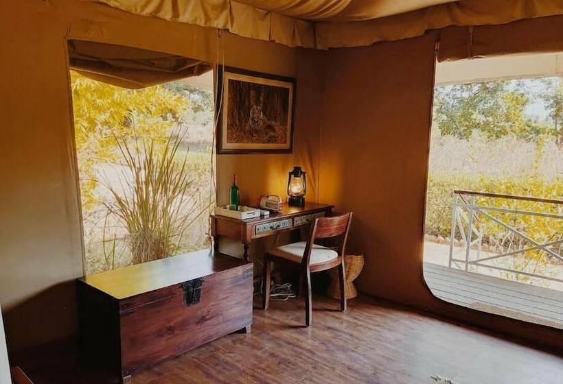 Отель Bagh Tola, Bandhavgarh