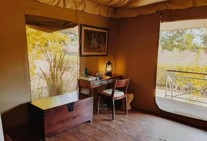 ホテル Bagh Tola, Bandhavgarh