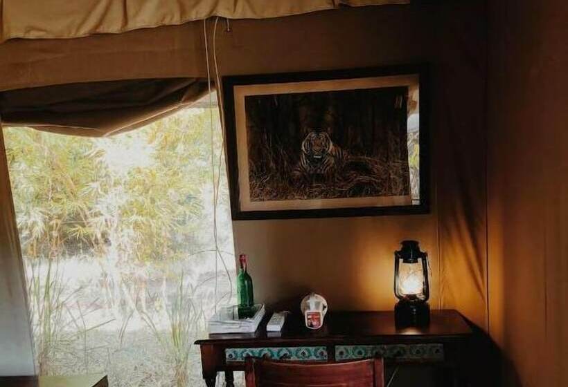 Отель Bagh Tola, Bandhavgarh