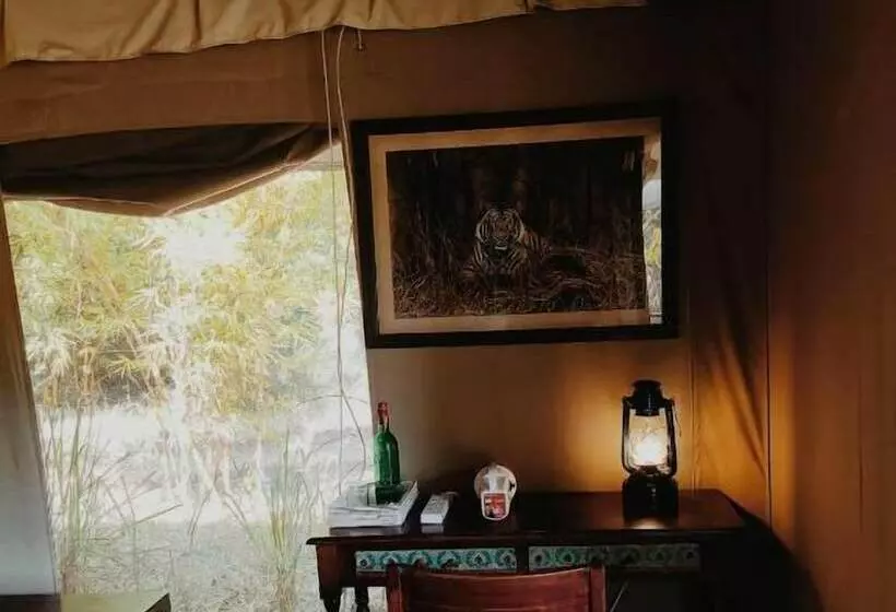 ホテル Bagh Tola, Bandhavgarh