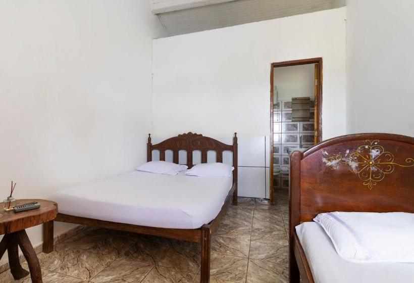 Hotel Oyo Pousada Vista Linda  7 Minutos Do Centro Histórico Do Descobrimento