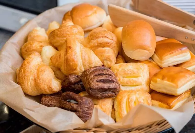 Super Hotel Ube Natural Hot Springs