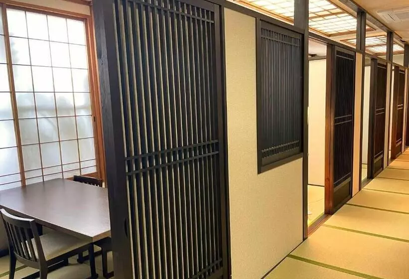 Seven Seas Hotel Ito (セブンシーズホテル)