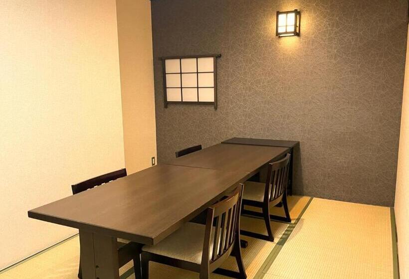 Seven Seas Hotel Ito (セブンシーズホテル）