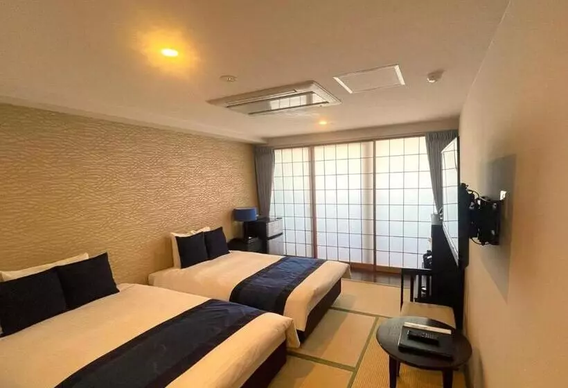 Seven Seas Hotel Ito (セブンシーズホテル)