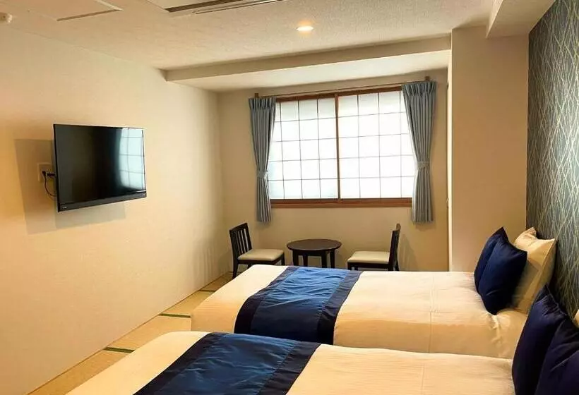 Seven Seas Hotel Ito (セブンシーズホテル)