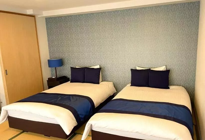 Seven Seas Hotel Ito (セブンシーズホテル)