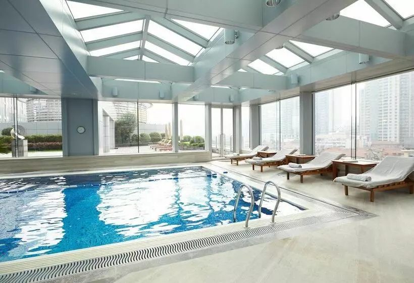 Four Seasons Hotel Shanghai
