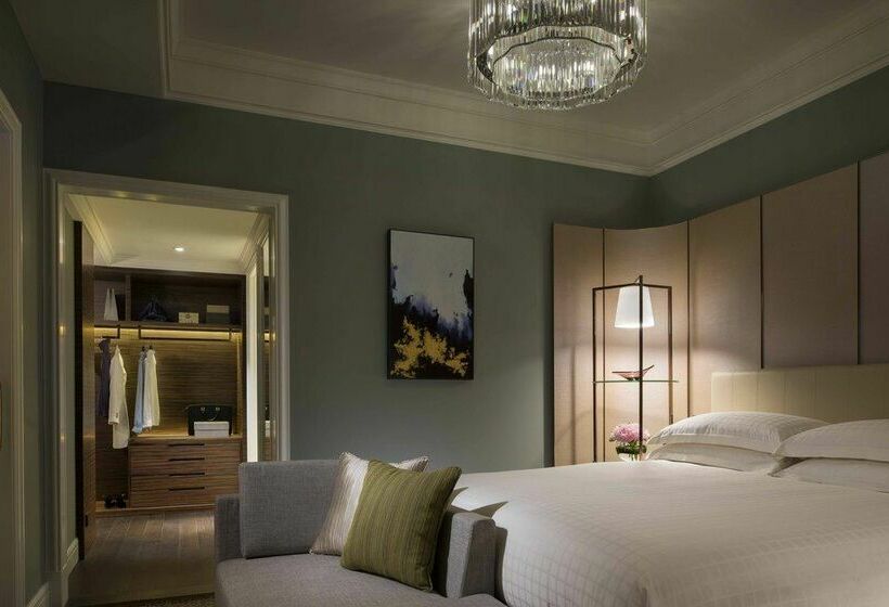 Four Seasons Hotel Shanghai