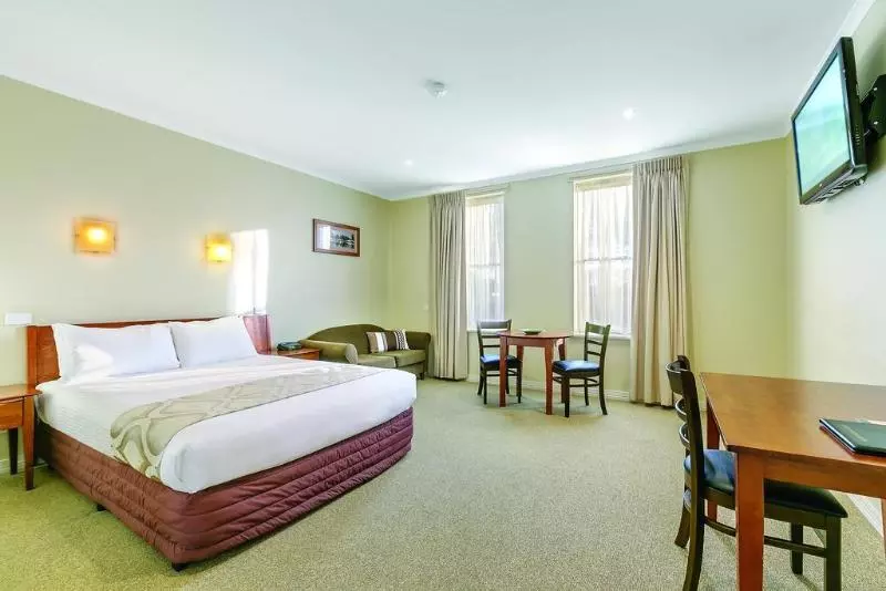 ホテル Lake Inn Ballarat