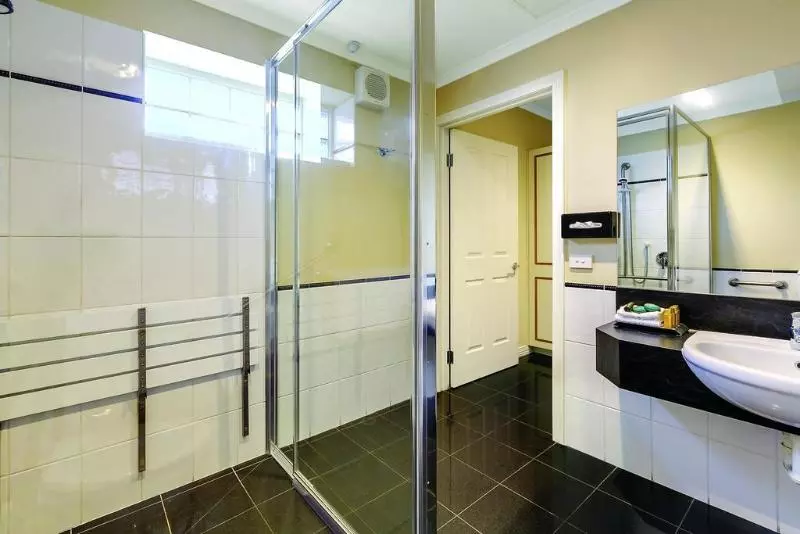 ホテル Lake Inn Ballarat