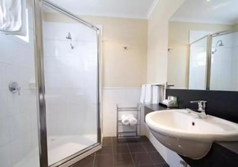 ホテル Lake Inn Ballarat