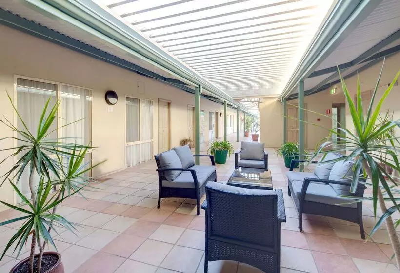 酒店 Best Western Crystal Inn