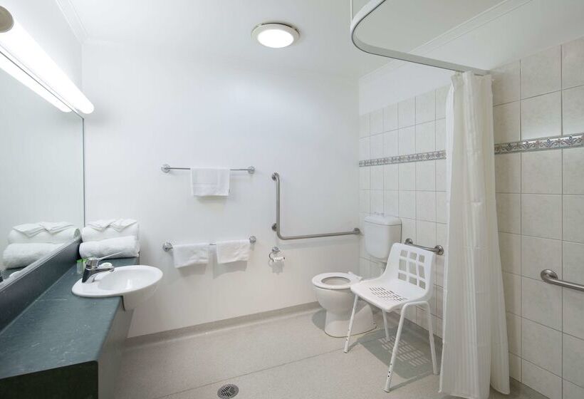 Отель Best Western Crystal Inn