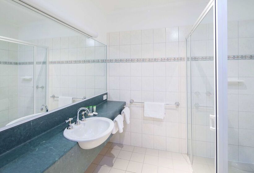 Отель Best Western Crystal Inn