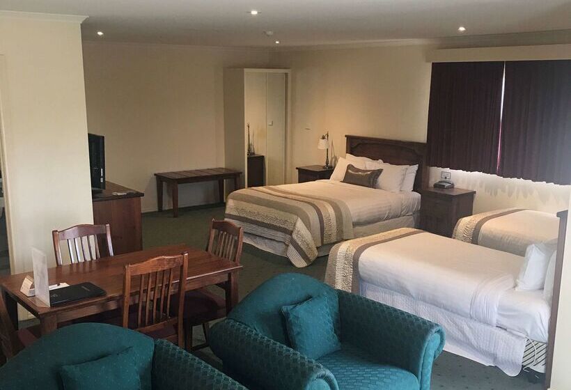 Отель Best Western Crystal Inn