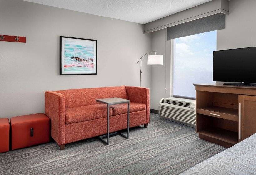 هتل Hampton Inn & Suites Lake Mary At Colonial Townpark