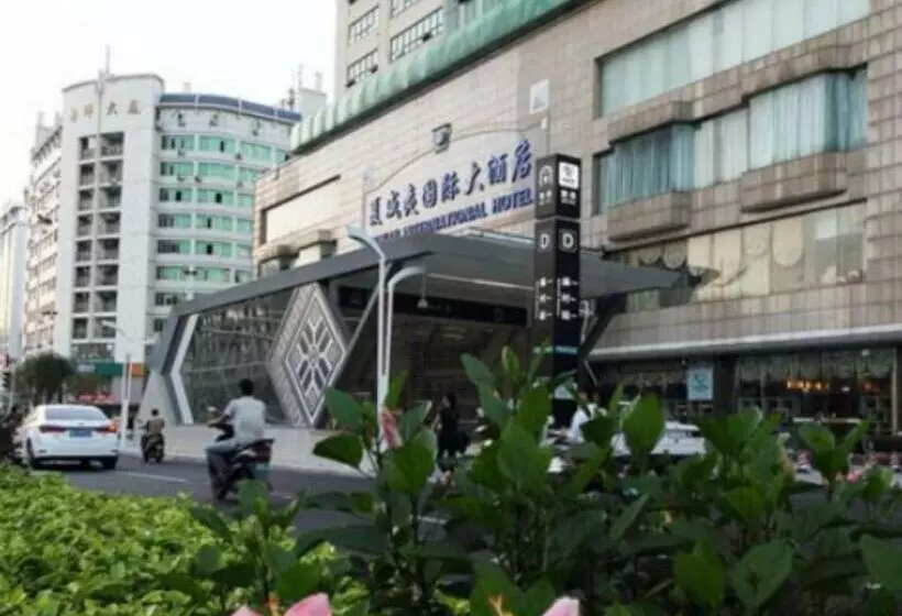 호텔 Hawaii International