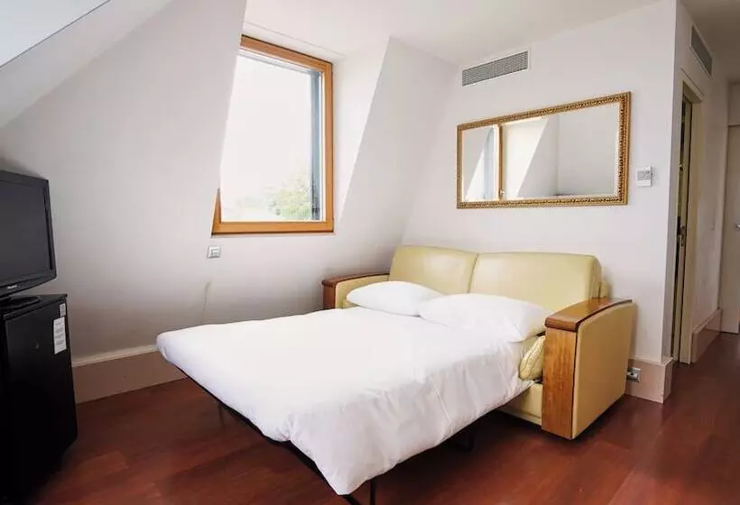 هتل Hôtel Real Nyon By Happyculture