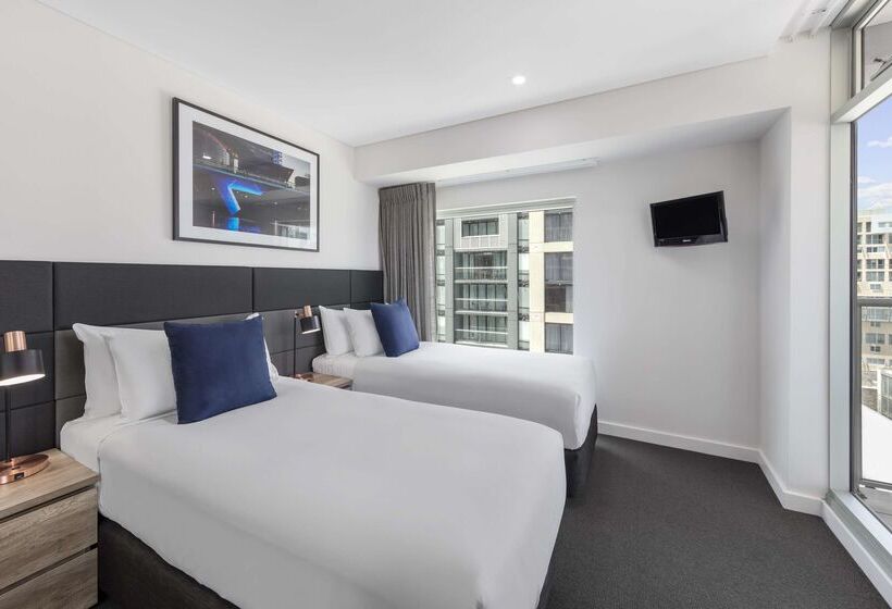 فندق Oaks Adelaide Embassy Suites