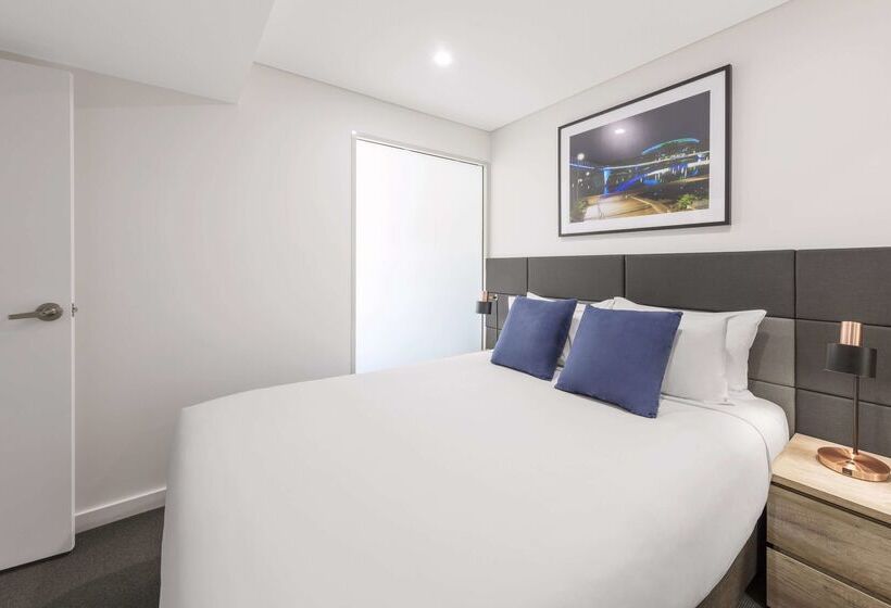 فندق Oaks Adelaide Embassy Suites