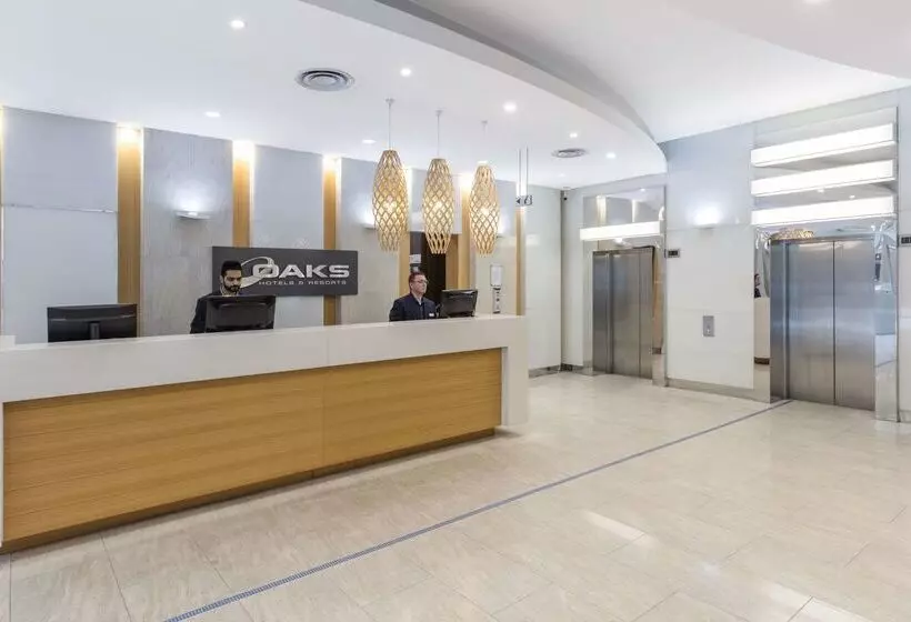 هتل Oaks Adelaide Embassy Suites