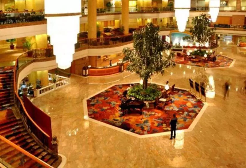 בית מלון כפרי Regency