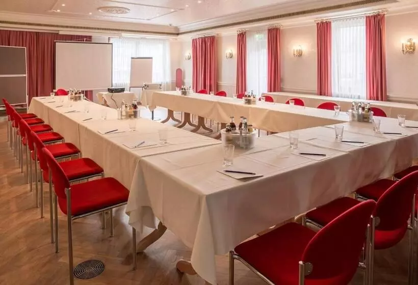 호텔 Schwarzer Adler Tangermünde