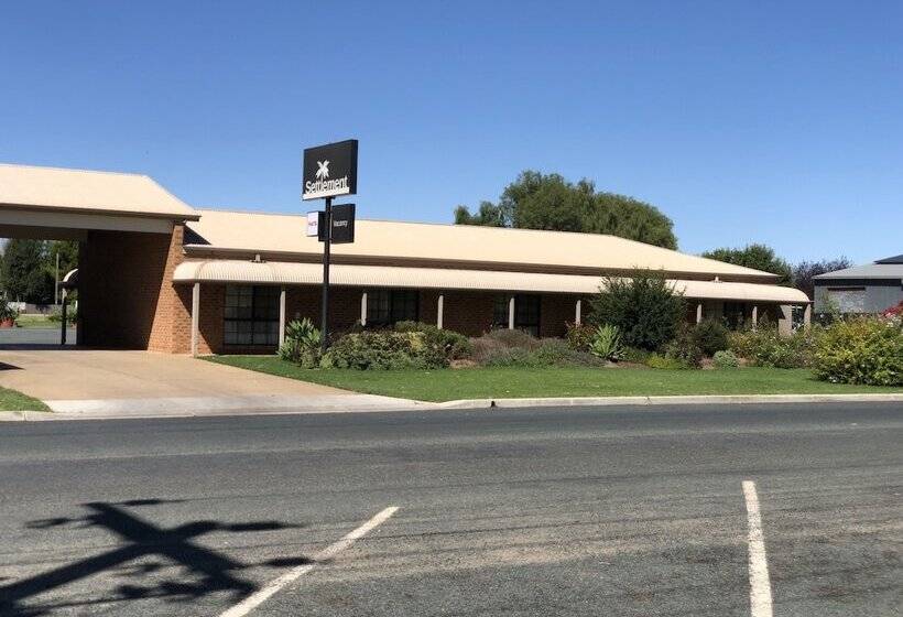 בית מלון כפרי Settlement Motor Inn