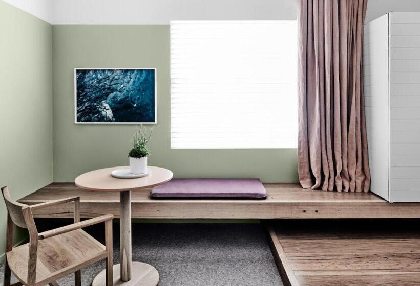 ホテル The Prince