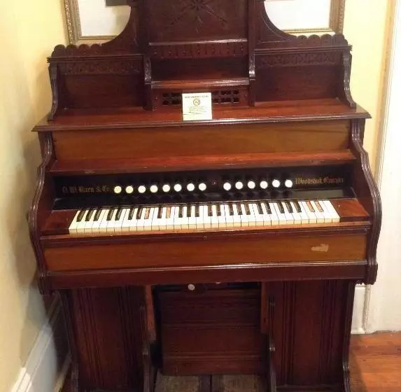 هتل The Queen Anne