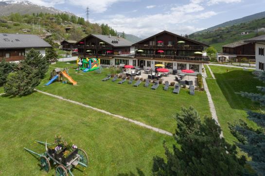 Matterhorn Valley Garni Hotel La Collina